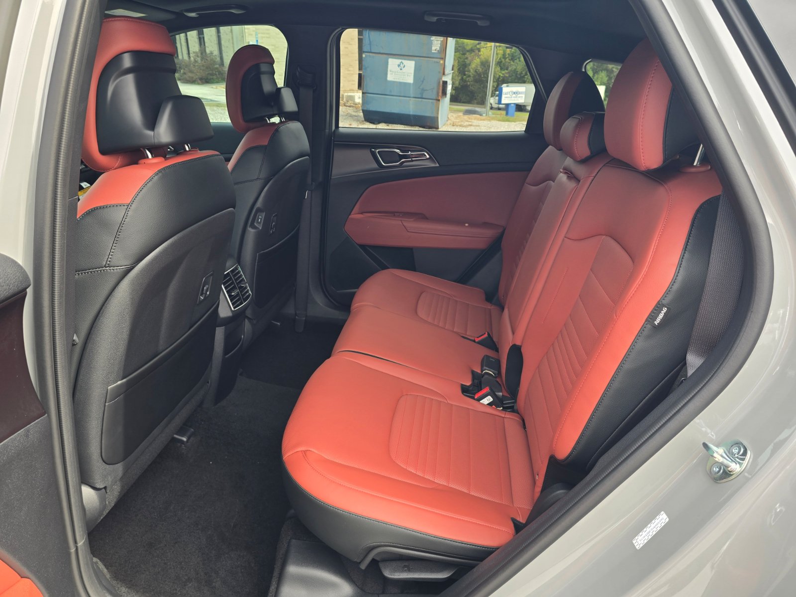 New 2027 Kia Sportage SX FWD image 4