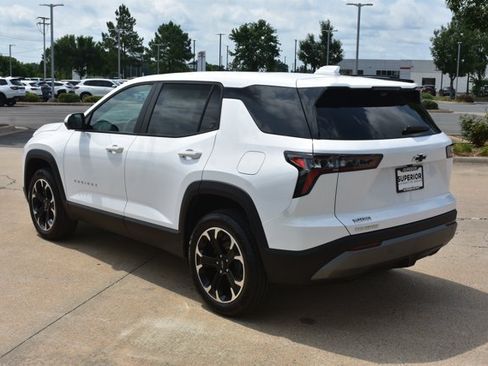 New 2026 Chevrolet Equinox LT w/ Safety and Technology Package FWD image 8