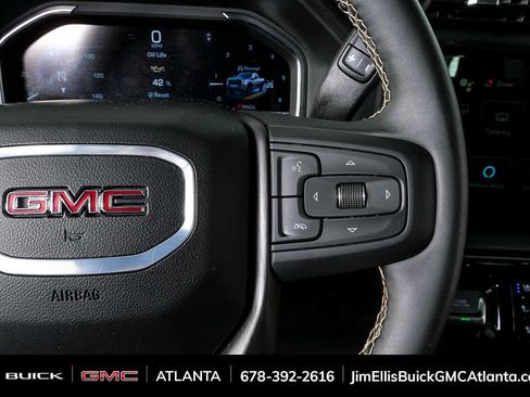 Used 2024 GMC Sierra 2500 AT4 w/ AT4 Premium Plus Package AWD/4WD image 11