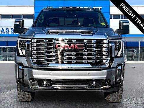 Used 2024 GMC Sierra 2500 Denali w/ Denali Reserve Package AWD/4WD image 19