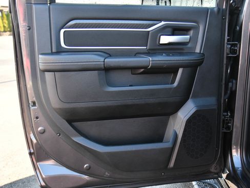 Used 2025 RAM 2500 Big Horn image 38