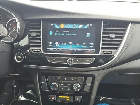 Used 2018 Buick Encore Preferred image 42