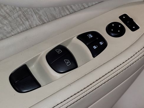 Used 2019 Nissan Murano SV w/ Cargo Package FWD image 27