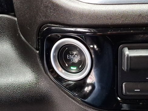 Certified 2024 Chevrolet Silverado 2500 LT image 24