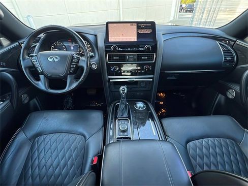 Certified 2024 INFINITI QX80 Sensory image 10