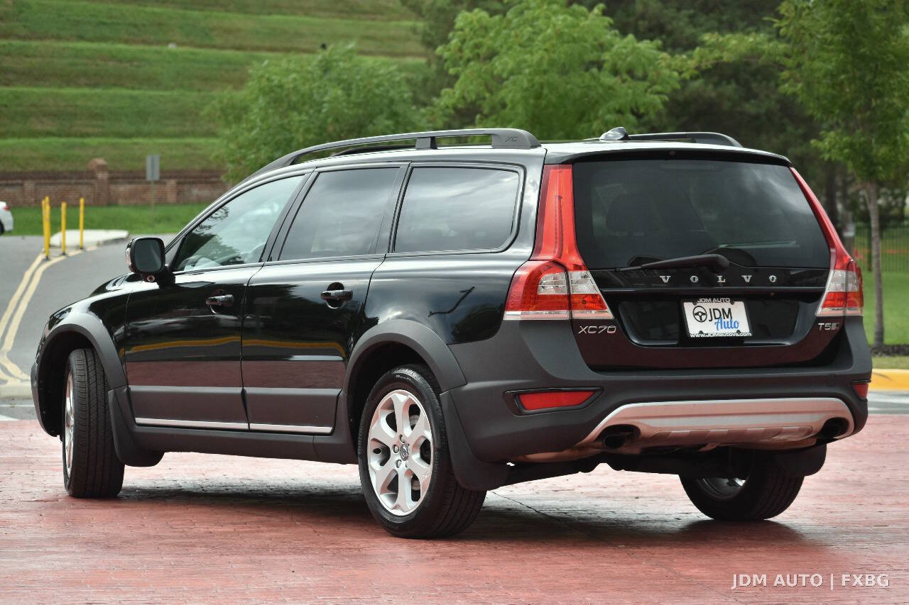 Used 2016 Volvo XC70 T5 Premier w/ Proximity Package AWD/4WD image 7