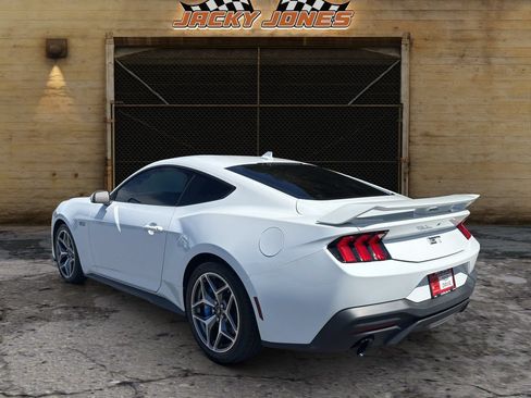 Used 2024 Ford Mustang GT Premium w/ GT Performance Package RWD image 7
