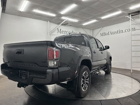 Used 2022 Toyota Tacoma TRD Sport w/ TRD Premium Sport Package image 8