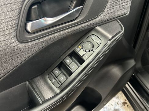 Used 2023 Nissan Rogue SV AWD/4WD image 19