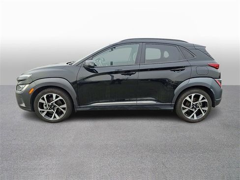 Used 2023 Hyundai Kona Limited w/ Winter Weather Package image 7