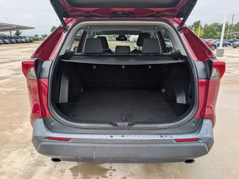 Used 2023 Toyota RAV4 XLE w/ Convenience Package FWD image 29