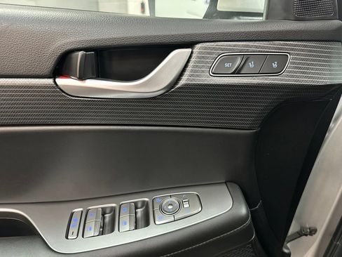 Used 2023 Hyundai Palisade Limited w/ Cargo Package AWD/4WD image 17