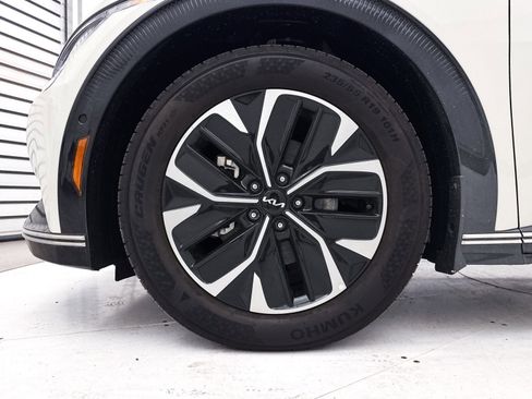 Used 2024 Kia EV6 Wind w/ Wind Technology Package image 15