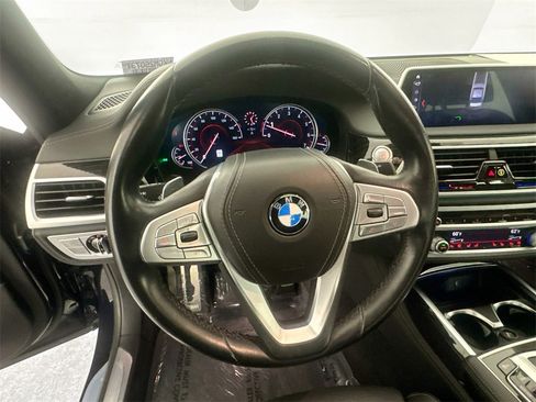 Used 2019 BMW 750i 750i image 11