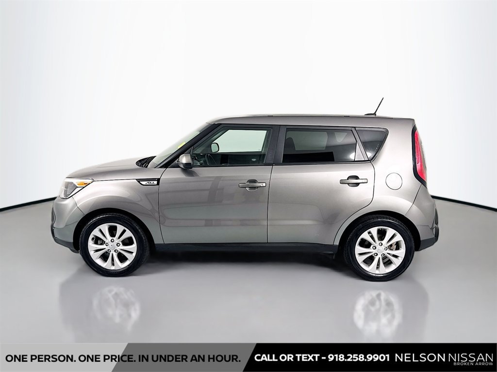 Used 2016 Kia Soul + FWD image 8