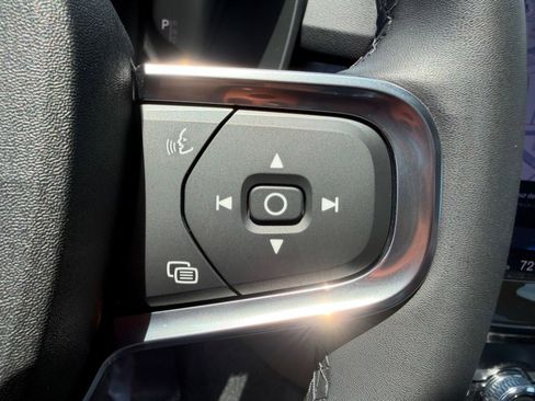 Used 2023 Volvo C40 Recharge Core AWD/4WD image 15