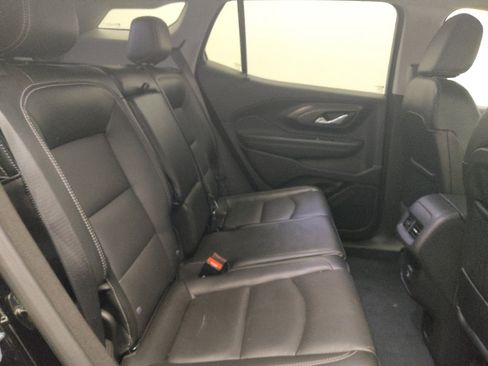 Used 2024 GMC Terrain SLT AWD/4WD image 19