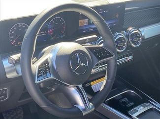 Certified 2025 Mercedes-Benz GLB 250 video 3