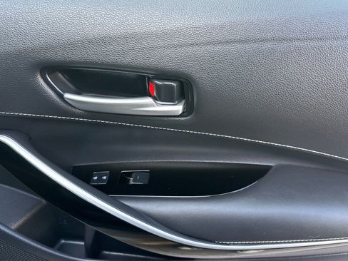 Certified 2019 Toyota Corolla XSE FWD image 22