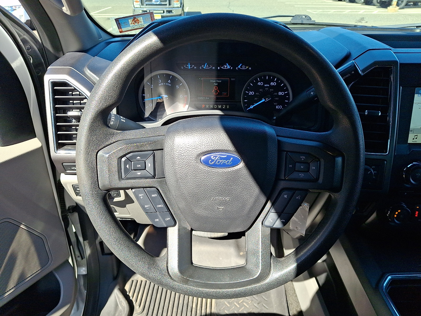 Certified 2018 Ford F250 XLT w/ XLT Premium Package AWD/4WD image 20