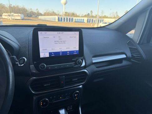 Used 2020 Ford EcoSport SE w/ SE Convenience Package image 20