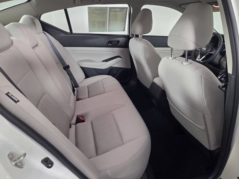 Used 2024 Nissan Altima 2.5 SV w/ SV Premium Package FWD image 31