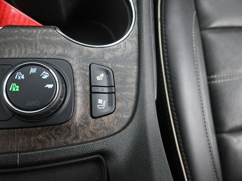 Used 2023 GMC Acadia Denali w/ Trailering Package AWD/4WD image 37