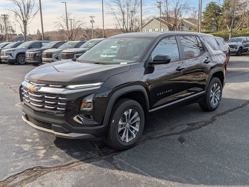 New 2026 Chevrolet Equinox LT w/ Safety and Technology Package image 3