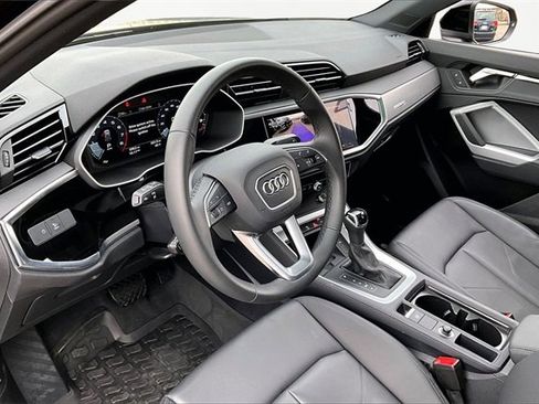 Used 2025 Audi Q3 2.0T Premium w/ Convenience Package image 13