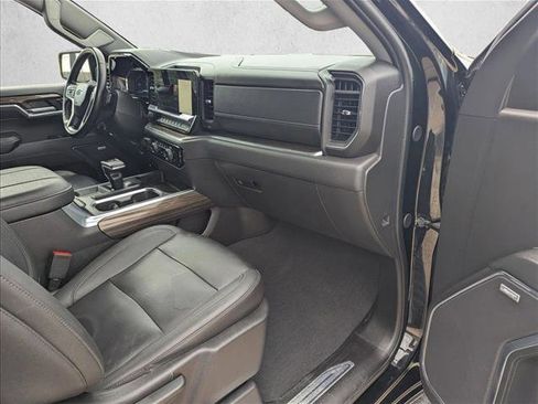 Used 2024 Chevrolet Silverado 1500 LT Trail Boss w/ LT Trail Boss Premium Package AWD/4WD image 20