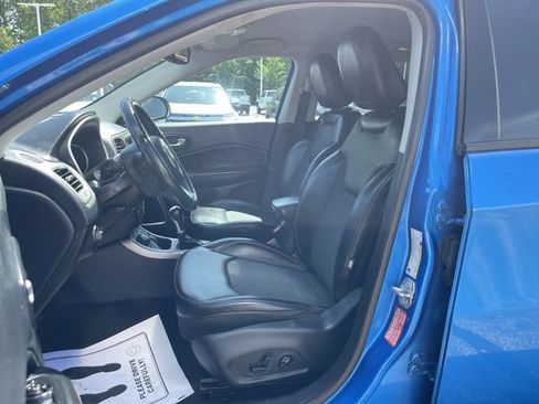 Used 2019 Jeep Compass Latitude w/ Popular Equipment Group AWD/4WD image 17