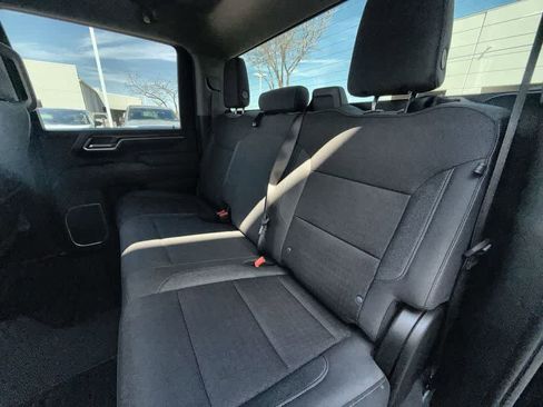 Used 2025 Chevrolet Silverado 2500 LT w/ Convenience Package image 14