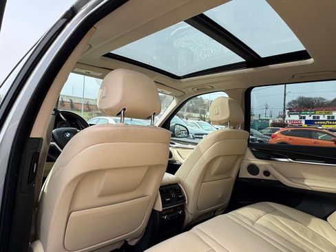 Used 2016 BMW X5 xDrive40e image 15