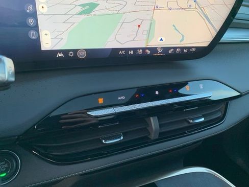 New 2026 Buick Enclave Avenir w/ Super Cruise Package image 29