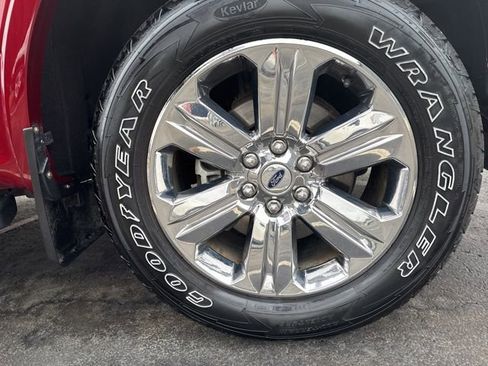 Used 2018 Ford F150 Lariat image 11