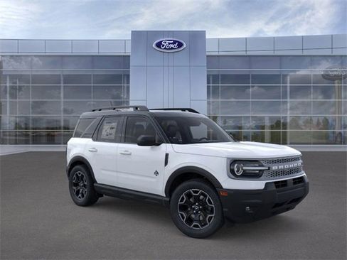 New 2025 Ford Bronco Sport Outer Banks image 7