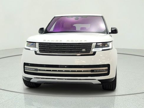Used 2023 Land Rover Range Rover SE AWD/4WD image 2