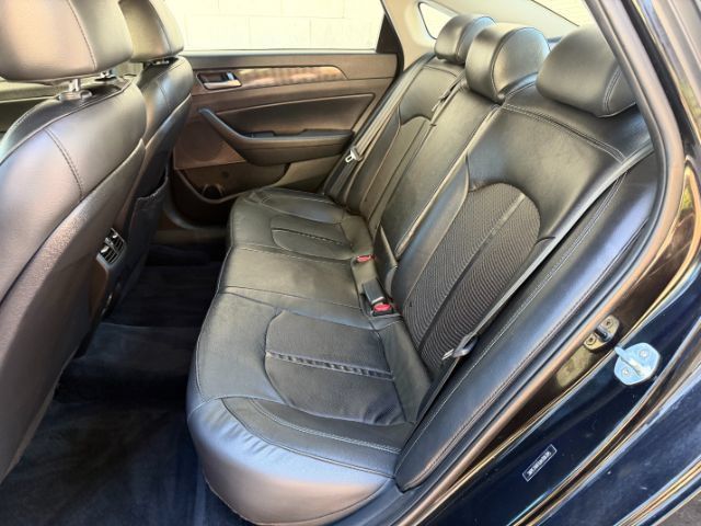 Used 2018 Hyundai Sonata Limited FWD image 14