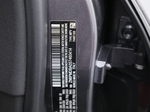 Certified 2025 Maserati Grecale Modena AWD/4WD image 22