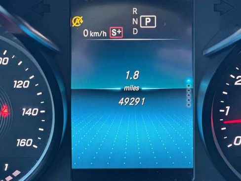 Used 2021 Mercedes-Benz GLC 300 image 30