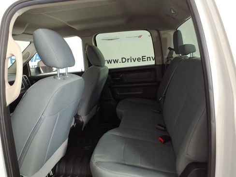 Used 2018 RAM 2500 Tradesman w/ Chrome Appearance Group AWD/4WD image 9