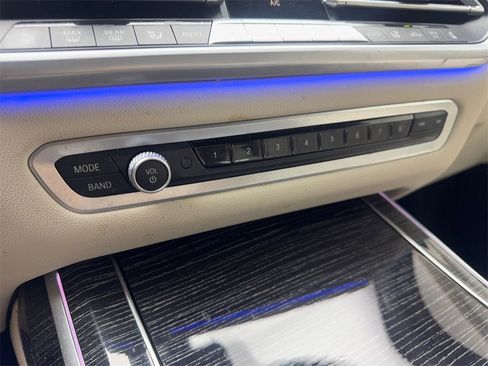 Used 2022 BMW X7 xDrive40i w/ M Sport Package image 72