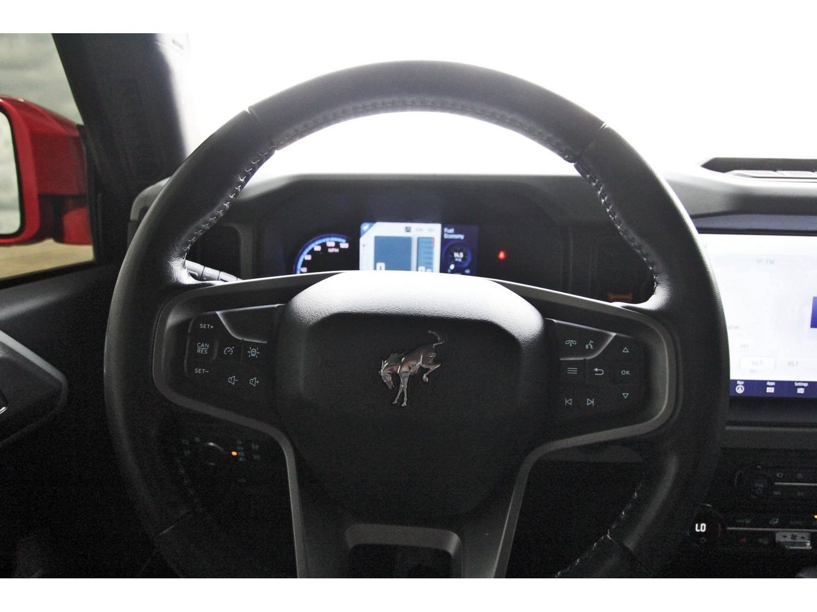 Used 2021 Ford Bronco Badlands AWD/4WD image 16