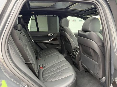 Used 2024 BMW X5 xDrive40i w/ Premium Essential Package image 21