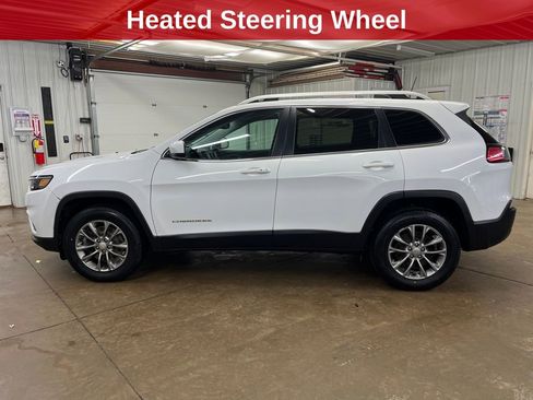 Used 2020 Jeep Cherokee Latitude Plus w/ Cold Weather Group image 2