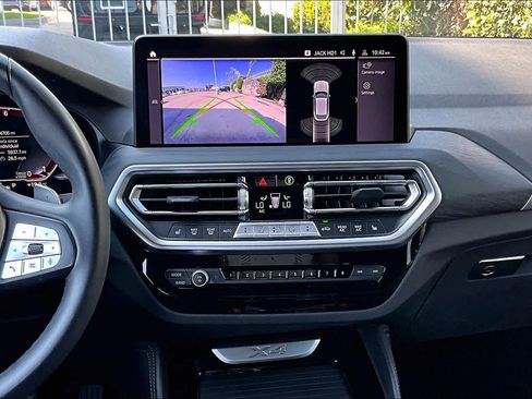 Used 2023 BMW X4 xDrive30i w/ Premium Package image 6