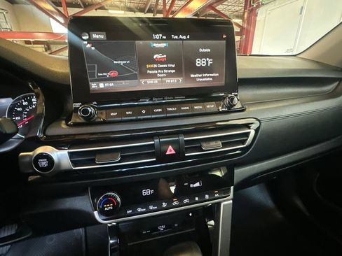 Used 2021 Kia Seltos SX w/ SX Sunroof Package AWD/4WD image 15