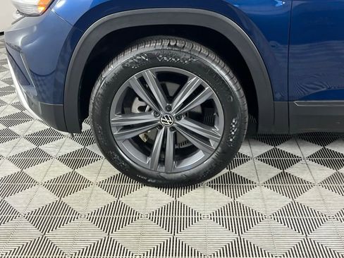 Used 2023 Volkswagen Atlas SE image 11