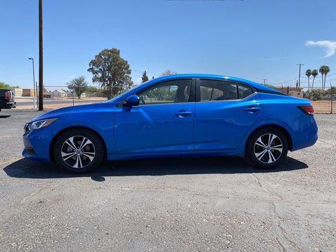 Used 2023 Nissan Sentra SV FWD image 3