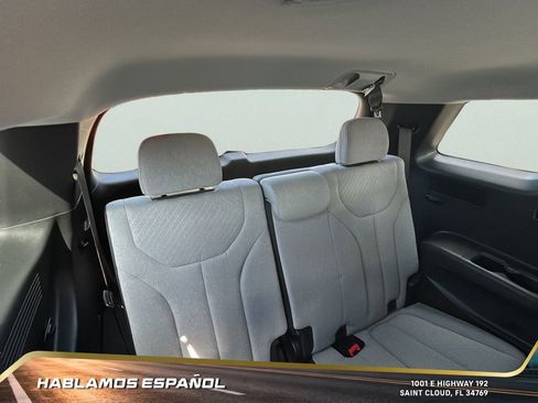 Used 2023 Hyundai Palisade SE image 35